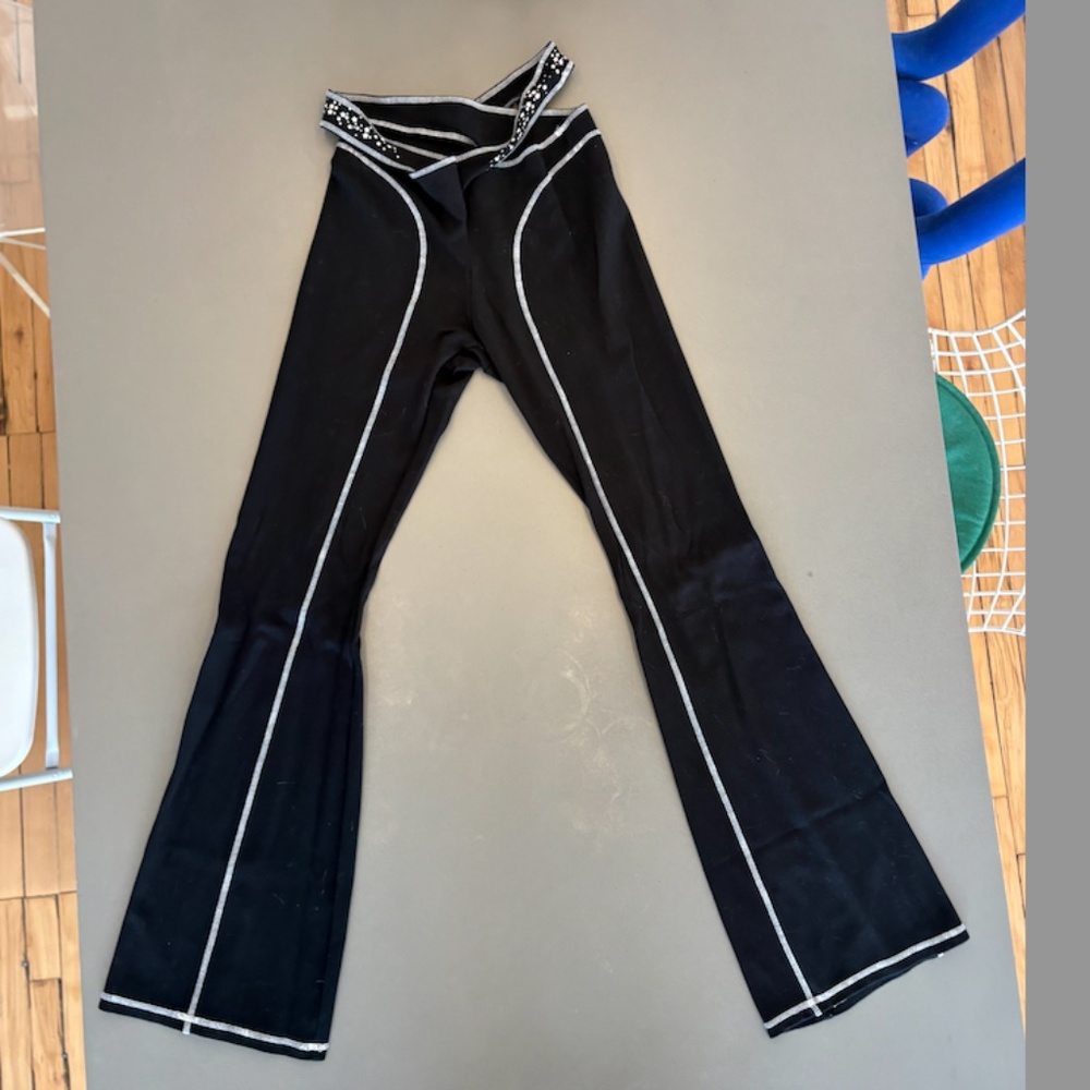 Daisy Leggings Size Medium